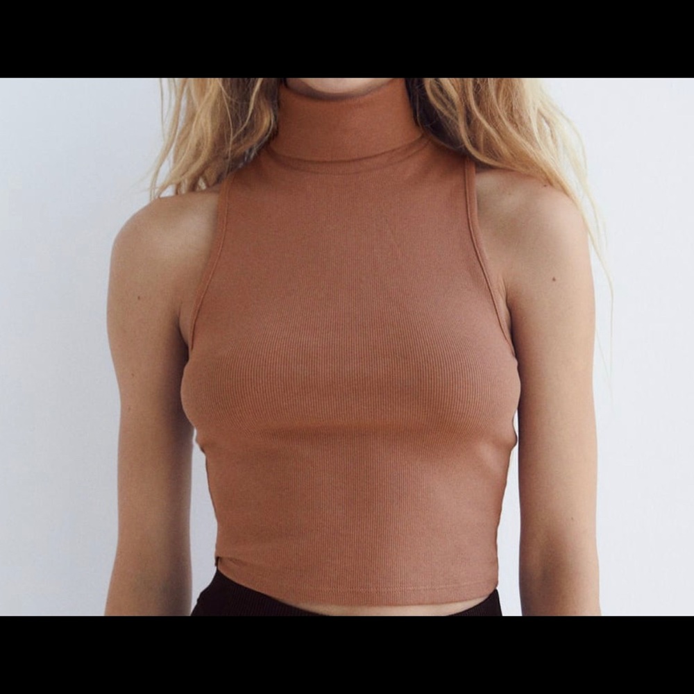 NWT ribbed turtleneck top